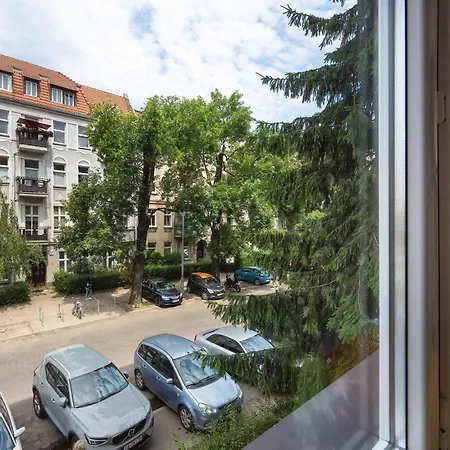 Family With Balcony In By Renters Breslau